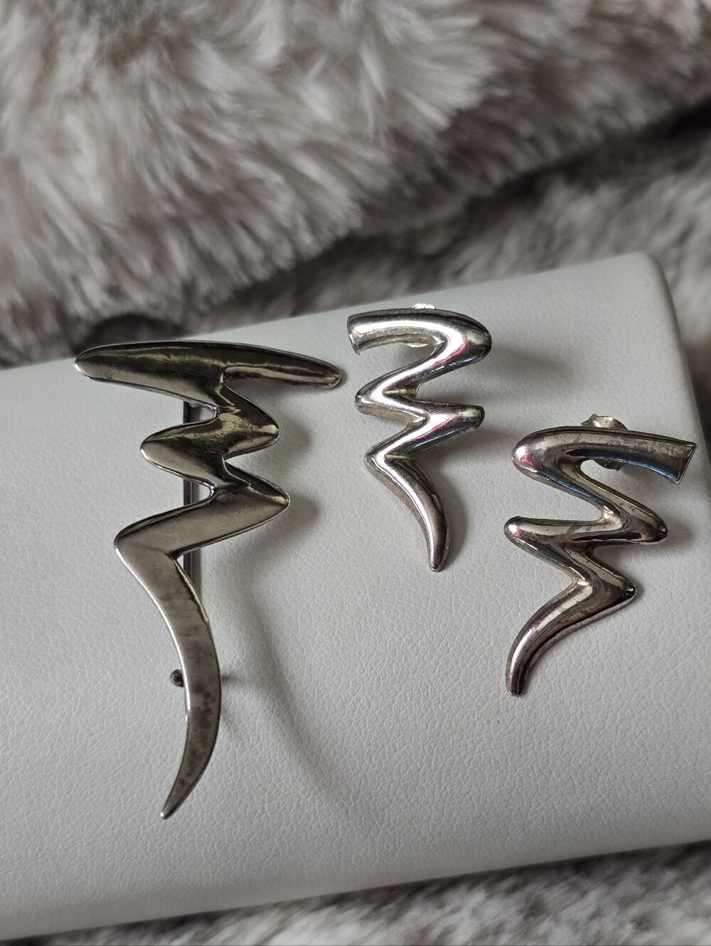 Sterling Silver Twister Zig Zag Design Pin And Earrings Set Vintage